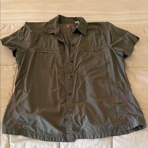 Eddie Bauer Olive Green Short-Sleeve Button Front Shirt with Pink Trim